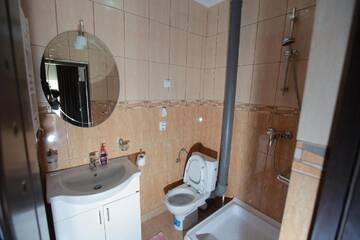 Фото номера Двухместный номер эконом-класса с 1 кроватью Гостевой дом Casa Lucian г. Дубова 8