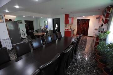 Фото номера Дом с 5 спальнями Гостевой дом Casa Lucian г. Дубова 19